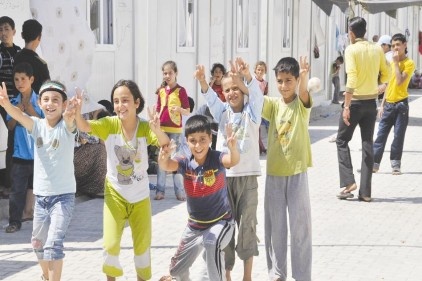 Suriyeliler&#8217;in kaldığı okullar eğitime hazırlanıyor 