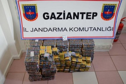 Suriyeli’nin valizinden uyuşturucu çıktı