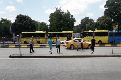 Sürücüler gibi yayalar da trafik kurallarına uymalı