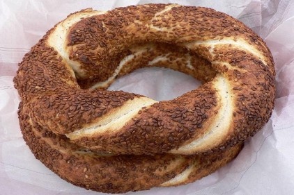 Susamdaki vergi indirimi helva ve simidi ucuzlatacak
