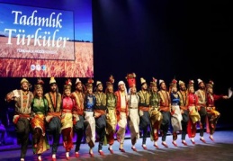 Tadımlık türküler seslendirdiler