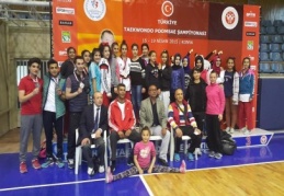 Taekwondo’da 2 kupa birden…