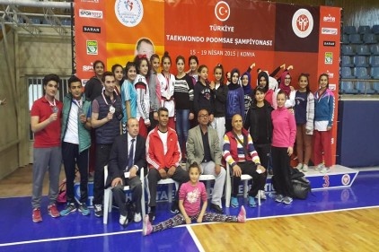 Taekwondo&#8217;da 2 kupa birden&#8230;