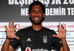 Tahkim Kurulu Beşiktaşlı Elneny’nin cezasını onadı 