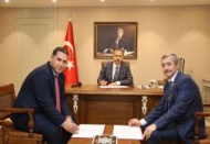 Tahmazoğlu, 500 bin adet zeytin fidanı desteğinde bulunuyor