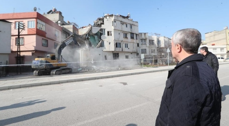 Tahmazoğlu, “Depremin izlerini hep birlikte sileceğiz”