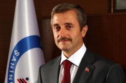 Tahmazoğlu, en başarılı 6 belediye başkanı arasına girdi 