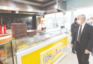 Tahmazoğlu, hijyen ve fırsatçılara göz açtırmamak için fiyat denetimi yaptı