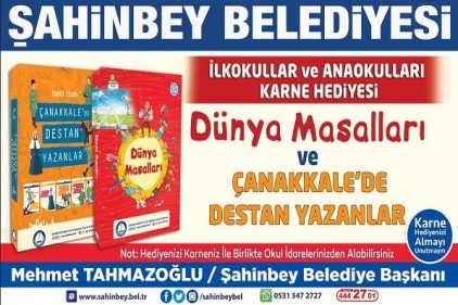 Tahmazoğlu, ilkokul ve anasınıfı öğrencilerine de kitap seti hediye etti