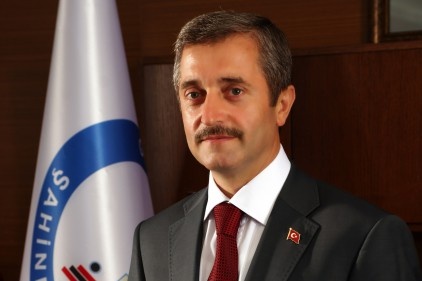 Tahmazoğlu, ödülünü Davutoğlu&#8217;ndan alacak