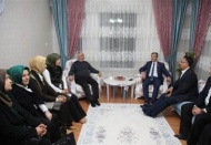 Tahmazoğlu, Şehit Polis Hasan Aslan’ın ailesini ziyaret etti