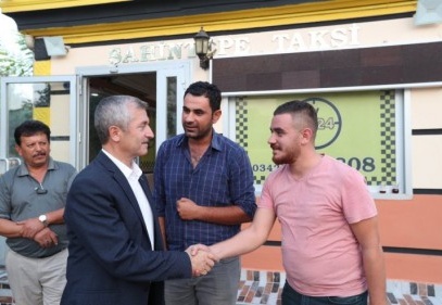 Tahmazoğlu, taksici esnafıyla buluştu