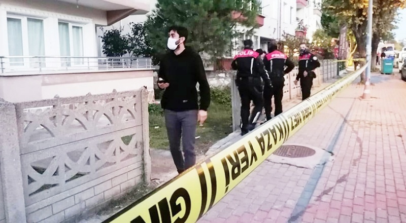 Takip edildiği erkek tarafından bıçaklanan İlknur Tuncel, yaşamını yitirdi