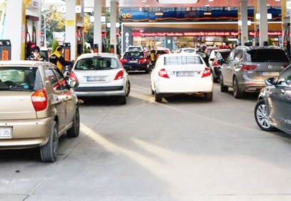Taksi esnafı ve yurttaş araçlarını LPG’den benzine dönüştürüyor