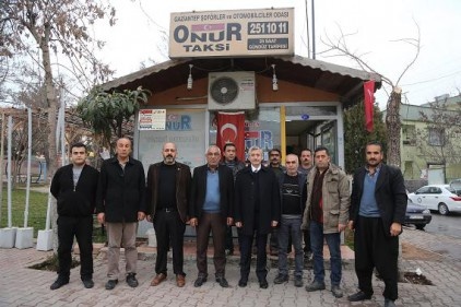 Taksici esnafıyla çorba içip sohbet etti