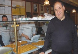 Talat Çağdaş annesini kaybetti