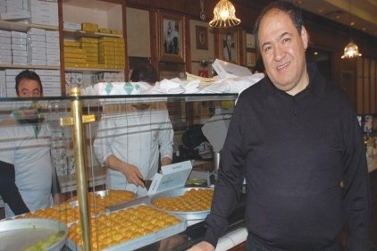 Talat Çağdaş annesini kaybetti