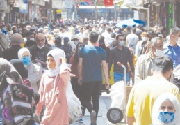 Tam kapanma öncesi tıklım tıklım görüntü