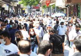 Tam kapanmanın ardından caddeler doldu taştı