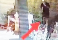 Tamir atölyesindeki hırsızlık anları güvenlik kamerasında