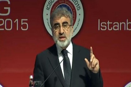 Taner Yıldız: &#039;Akıllı şebekeler yapacağız ama akıllı olacağız&#039;