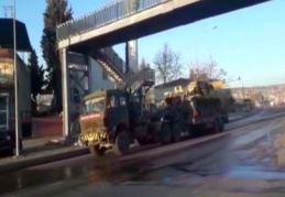 Tanklar ve askeri araçlar Hatay sınırından Afrin’e geçiyor