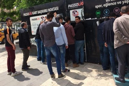 Taraftardan yoğun ilgi 