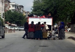 Tarım işçilerinin tehlikeli yolculuğu 