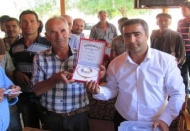 Tarım işçisi Mustafa Koçer 22 ayar altın set kazandı