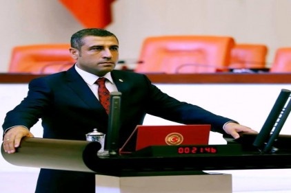 Taşdoğan, &#8220;Ölüm yolu&#8221;nu meclise taşıdı