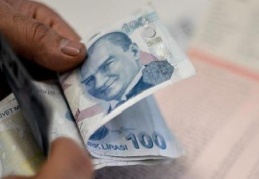 Taşıt kredilerindeki düşüş bin 450 lira kar ettirdi