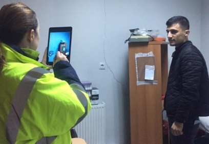 Taşıyıcı duvarlar zayıf, çatı döşemeleri ağır betonarme