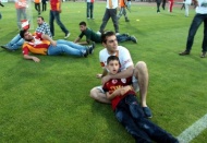 Taşkınlık çıkaranlara polis müdahale etti