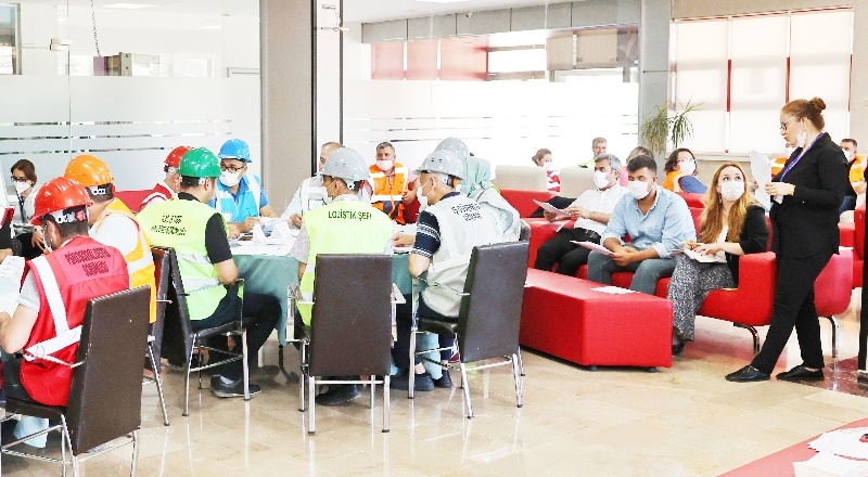 Tatbikatta yaralanan hasta ve personele anında müdahale edildi