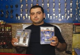 Tatile gidecek olanlar kapısına sağlam anahtar taktırsın