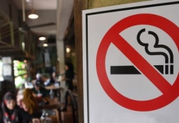 Tavanı açılır kapanır yerlerde de sigara içilemeyecek