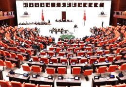 TBMM Anayasa Komisyonu'na Yusuf Beyazıt seçildi