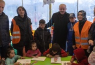 TBMM Başkanı Şentop, Gaziantep’te çadır kentleri ziyaret etti