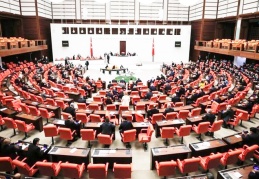 TBMM bütçesinden milletvekilleri için bastırılan özel pullara milyonlar ödendi