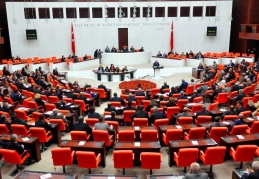 TBMM, Sağlık Bakanlığı ile protokol yapmış, pazartesi gününden itibaren milletvekillerine aşı yapılacak