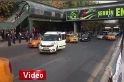TBMM Yakınında polis ekipleri bir traktörü durdurmak için ateş açtı