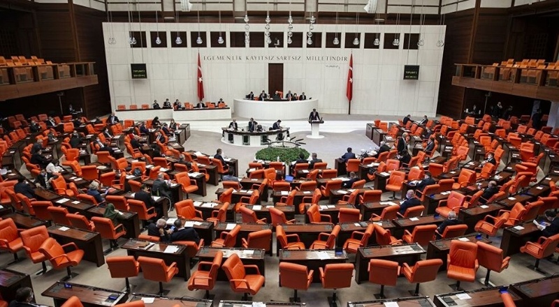 TBMM’de 10 kişinin testi pozitif çıktı