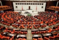 TBMM'de memur ve emekliye ek zam mesaisi sürecek