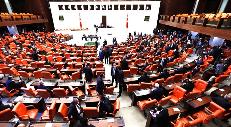 TBMM'den geçti, limanlar 49 yıllığına şirketlere devredilecek