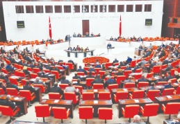 TBMM'nin 23 yıllık elektronik sistemi yenilendi