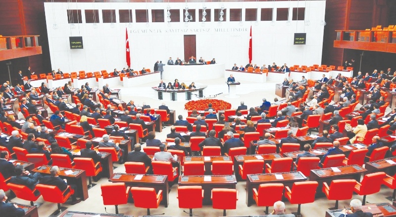 TBMM'nin 23 yıllık elektronik sistemi yenilendi