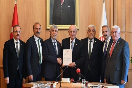 "Tedavi ve rehabilitasyon bahanesiyle tarikatlara rant alanı yaratıyor"