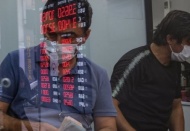 Tehlikeli para politikası artık yol ayrımında