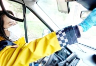 Tek kadın ambulans şoförü