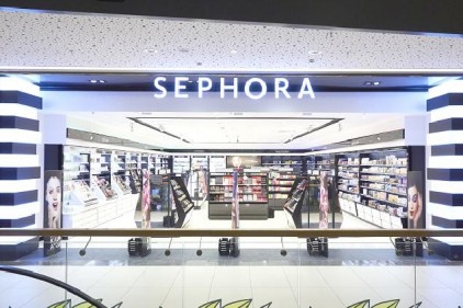 Tekin Acar gitt, Sephora geldi